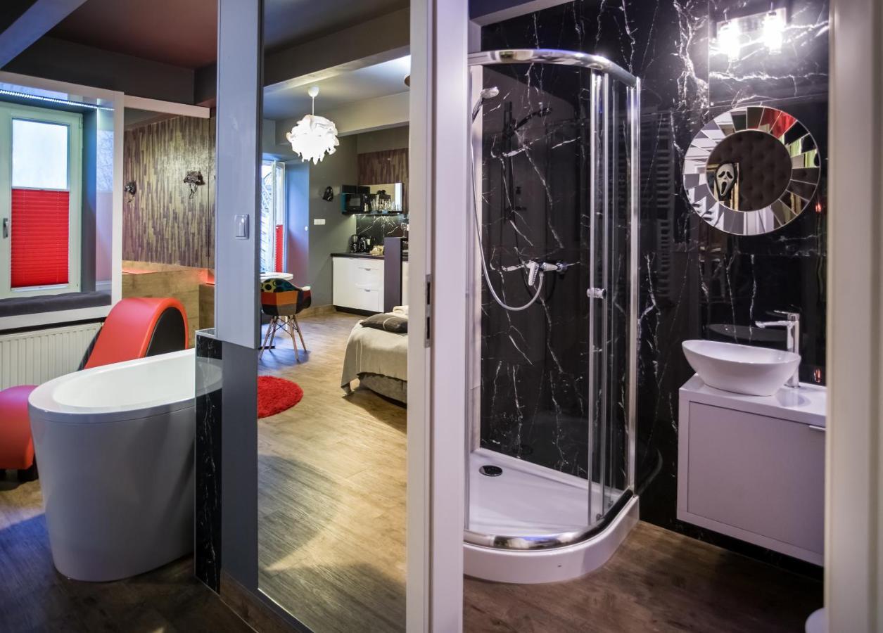 Yourplace Romantic Apartment With Private Patio 크라쿠프 외부 사진